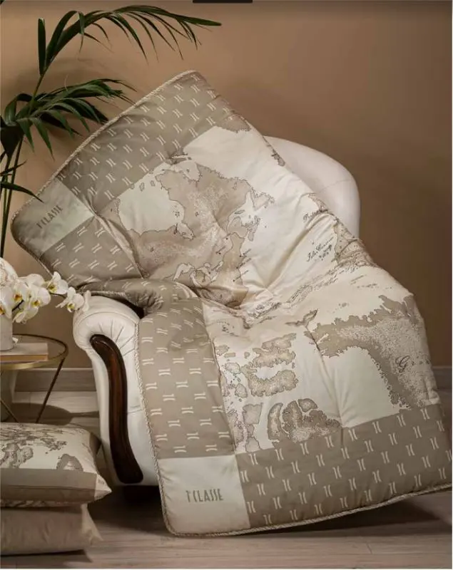 

Плед Alviero Martini Geo Safari In Cotton Satin 130×170, светло-коричневый