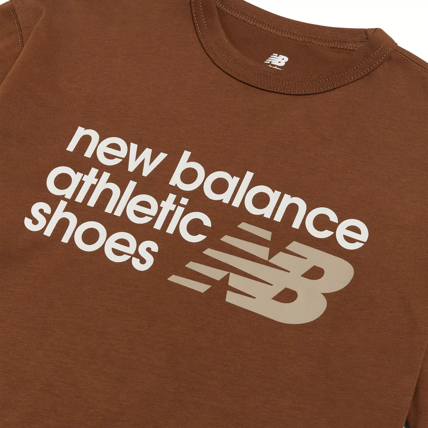 Детская футболка с коротким рукавом Athletics Premium Chest Logo New Balance, Breakfast Tea — фото 3