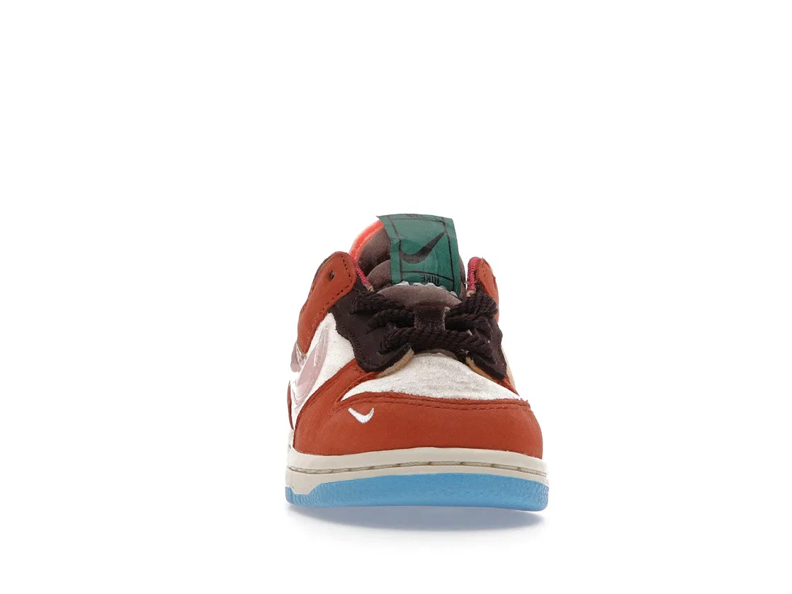 Детские кроссовки Lifestyle с принтом Nike Dunk Low Social Status Free Lunch Chocolate Milk Nike, Canvas/Mid Soft Pink-Burnt Brown — фото 2