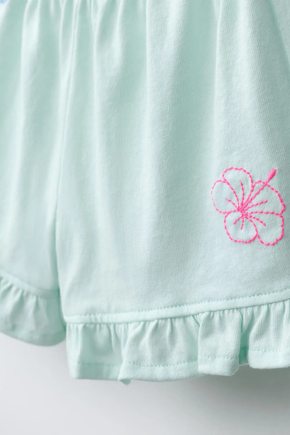 Шорты-бермуды с тропическим принтом и оборками ZARA, Sea Green — фото 4