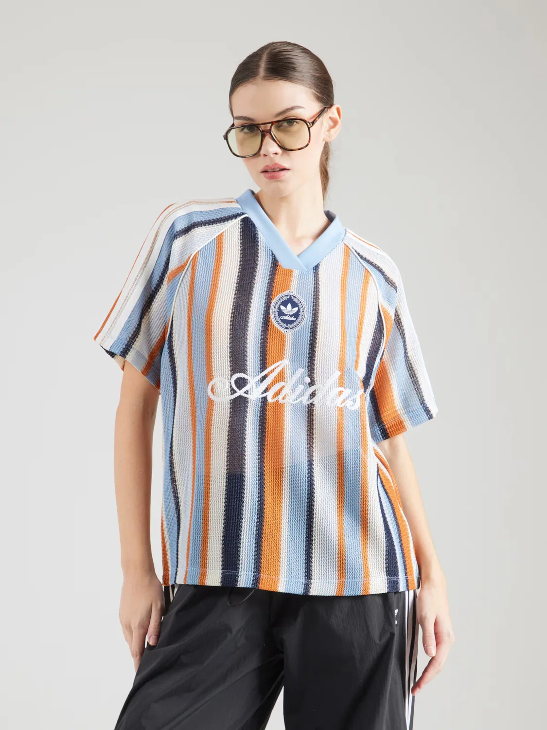 Футболка Adidas Originals Summer Glow в дымчато-синем и светло-синем цветах — фото 2