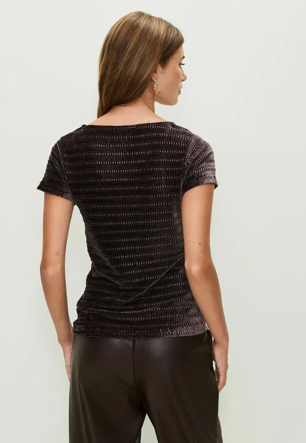 Футболка с принтом Regular Fit Square Neck Next, шоколадный коричневый — фото 3