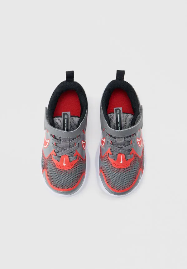Кроссовки для бега по шоссе cosmic runner унисекс Nike Performance, Pencil Point/White/Light Crimson/Black — фото 4