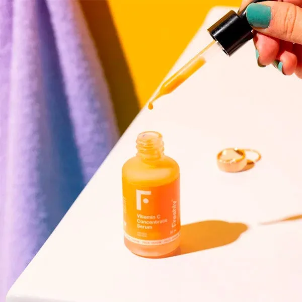 Сыворотка Freshly Cosmetics — Для лица против пигментных пятен Vitamin C Concentrate Serum, 30 мл — фото 2