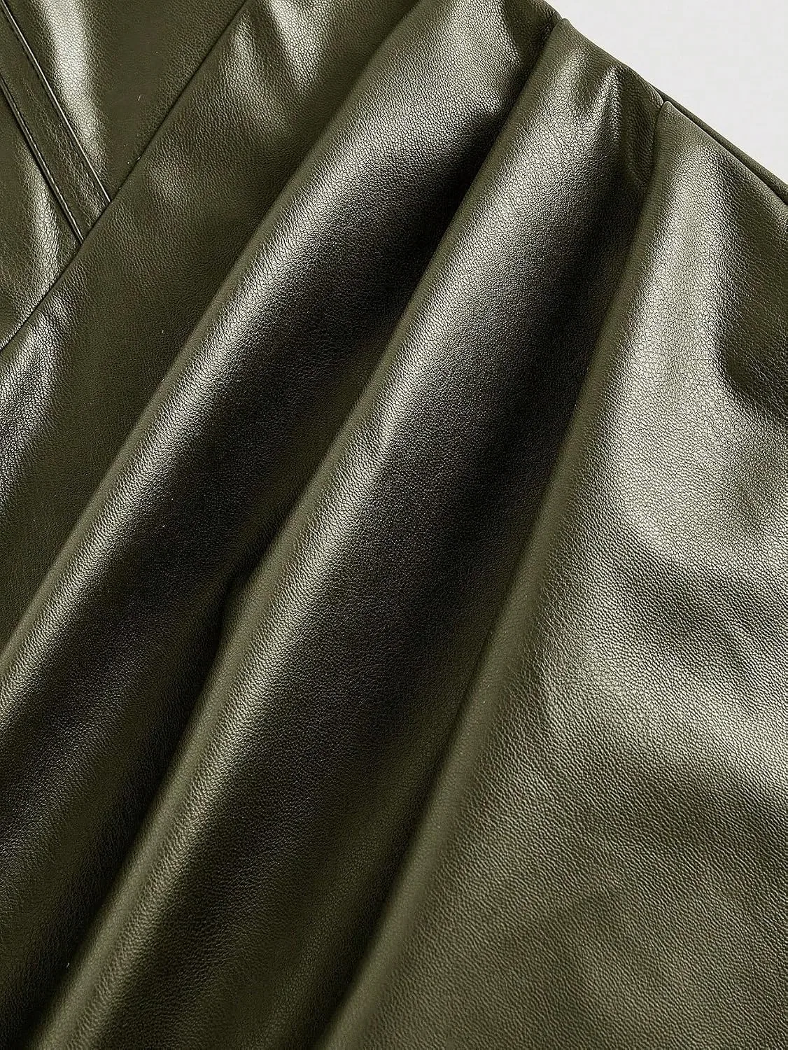 Женское миди-платье из PU кожи с плиссировкой Olive Green — фото 4