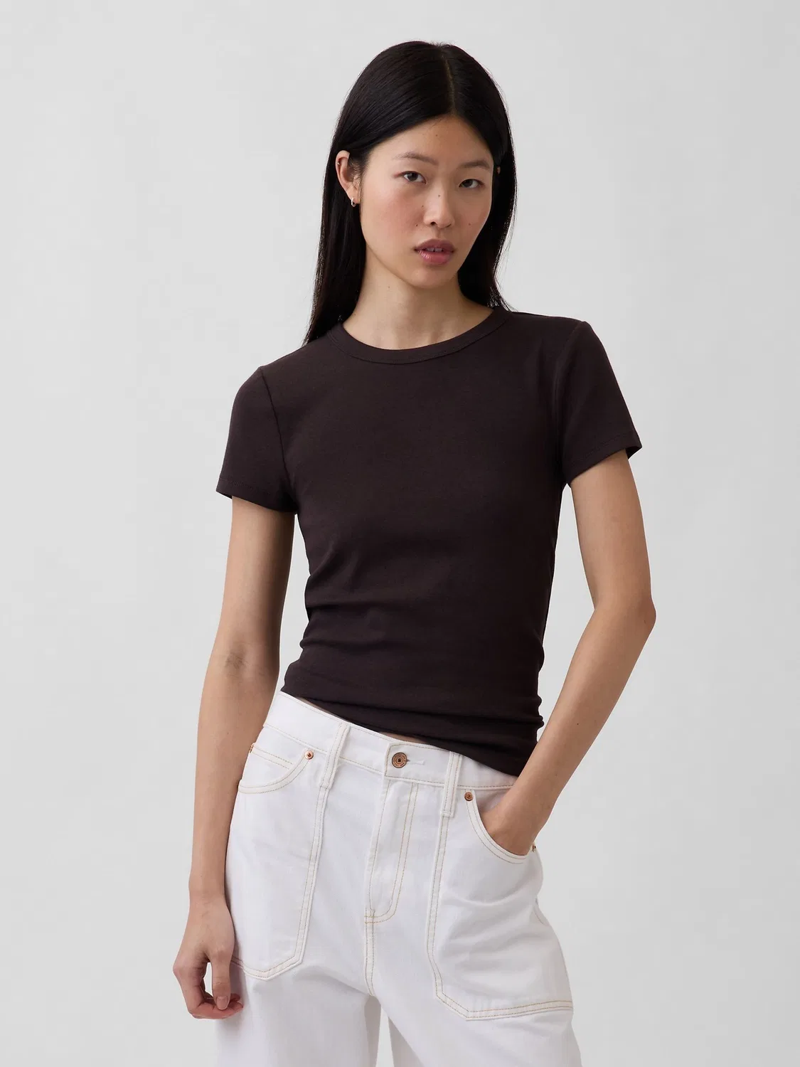 Футболка с круглым вырезом Gap Modern Crew Neck, коричневый