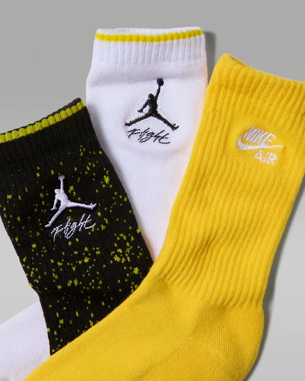Детские носки AJ4 Crew Socks (3 пары) Jordan, Tour Yellow — фото 2