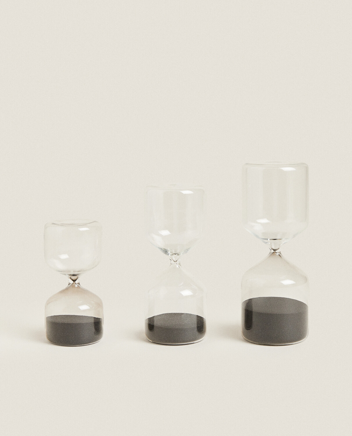 

Песочные часы Zara Home, черный
