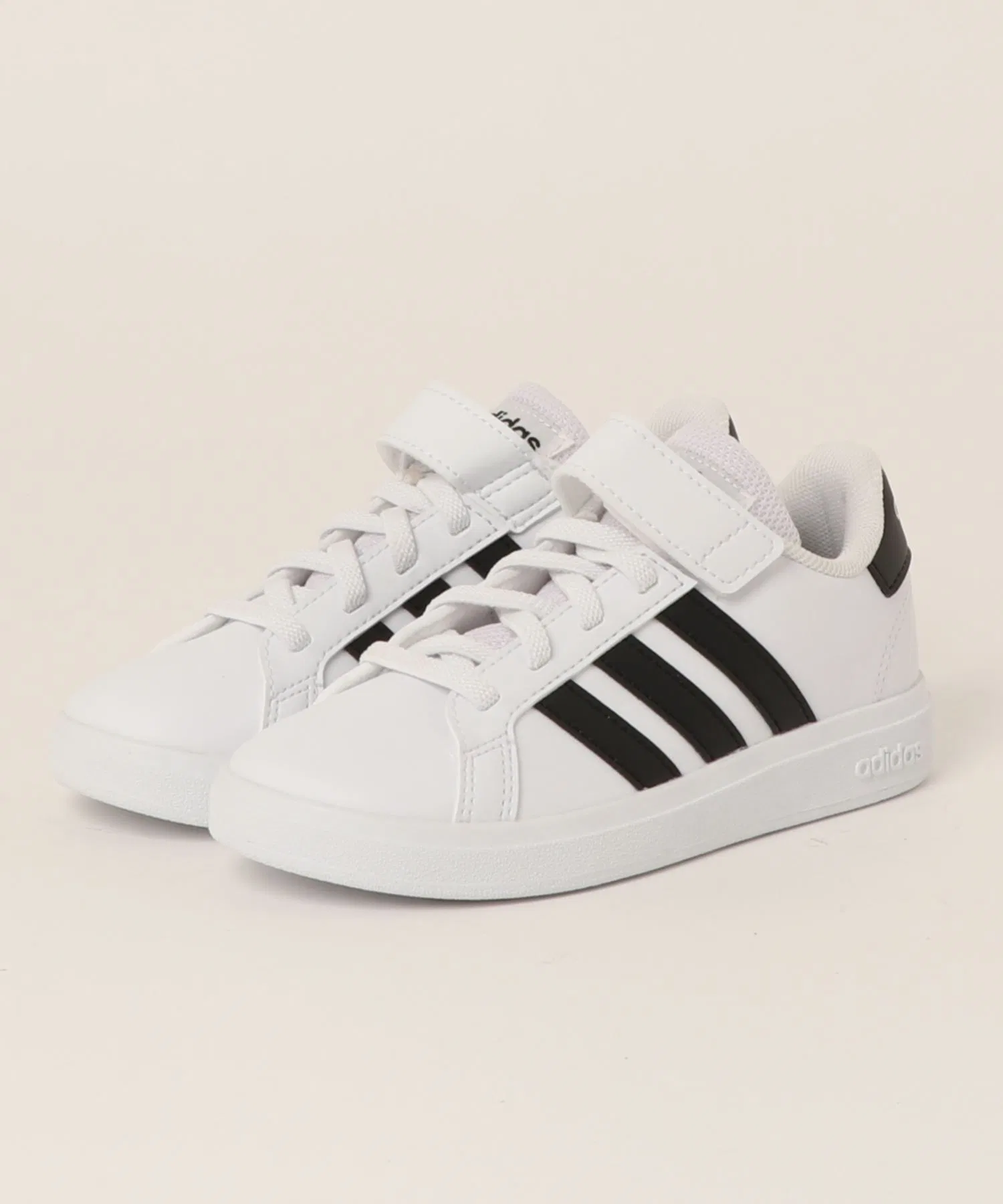 Детские кроссовки adidas GRANDCOURT 2.0 с липучками бело-чёрные