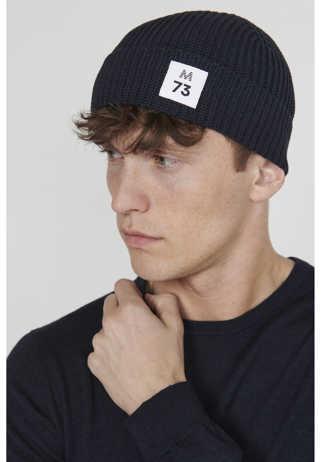 

Шапка KINSLEY 73 Matinique, цвет dark navy