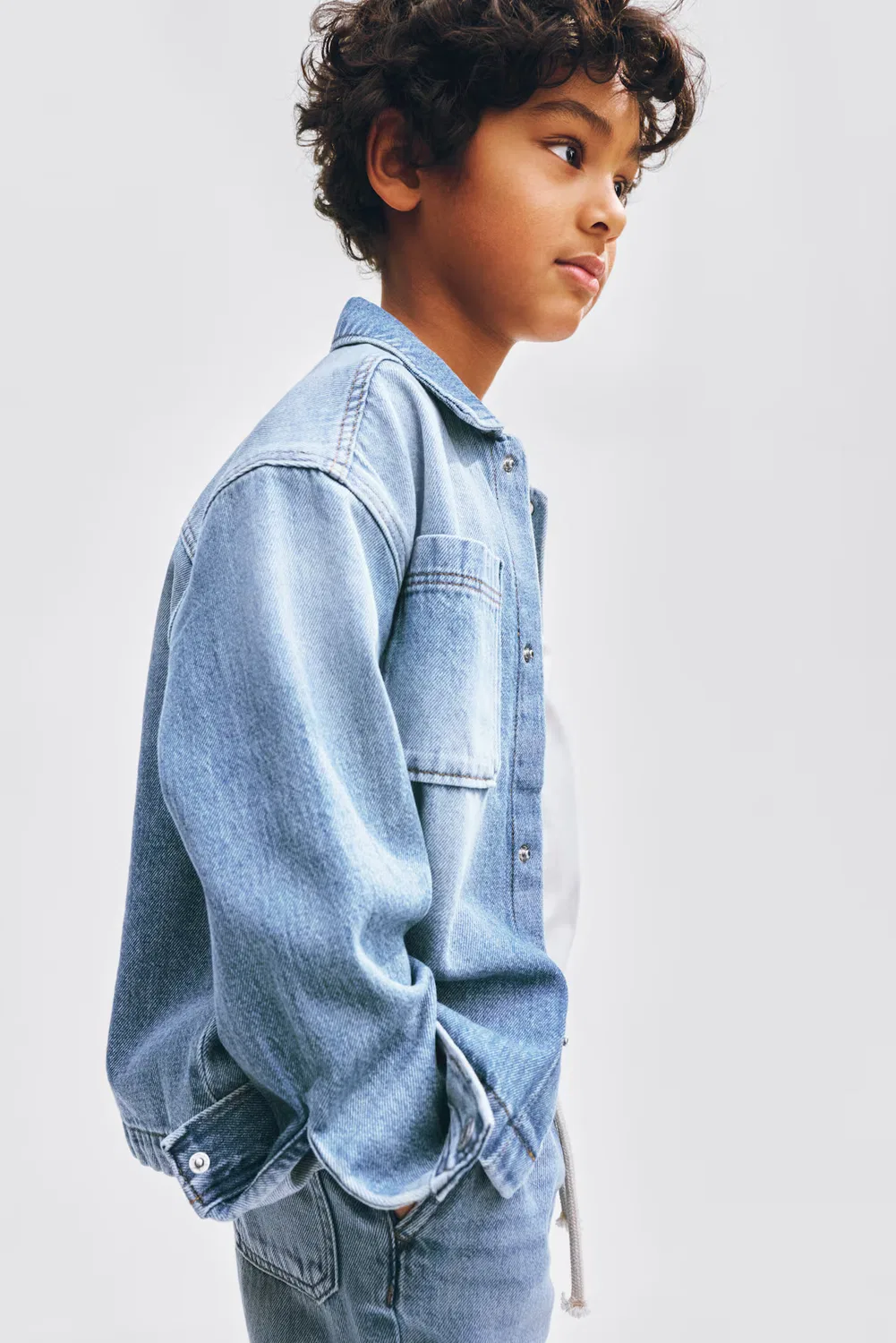 Джинсовая рубашка-куртка свободного кроя H&M, Helles Denimblau — фото 3