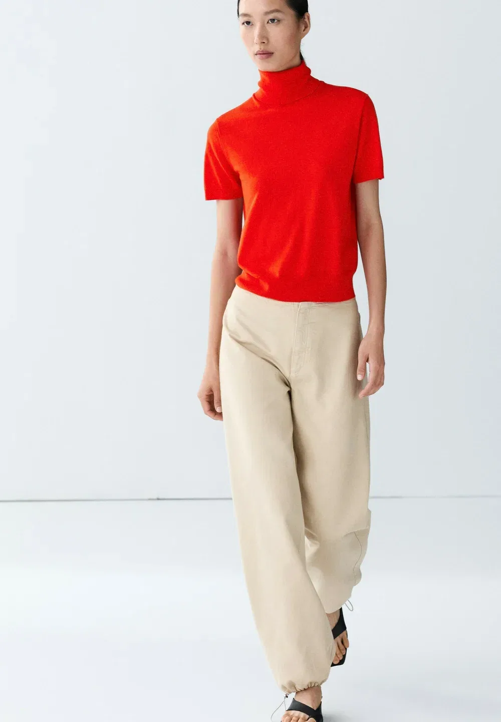Свитер с высоким воротником из смесовой шерсти - базовая футболка Massimo Dutti, Red — фото 3