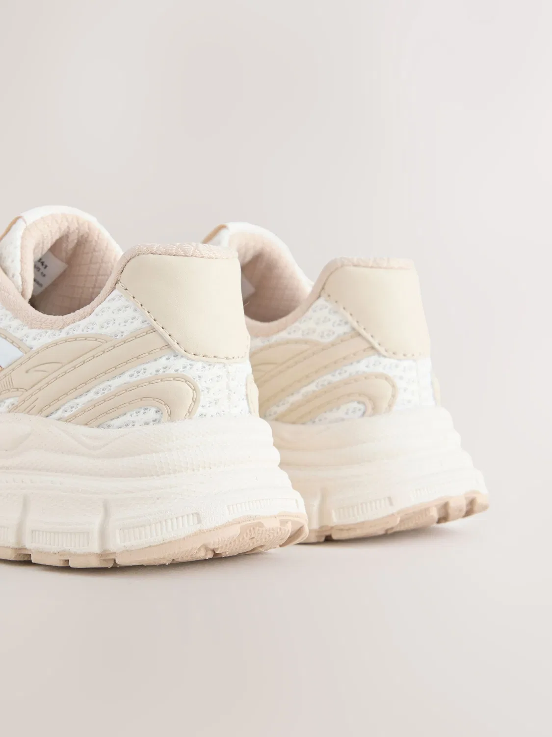 Кроссовки повседневные на шнуровке, модель Chunky Lace-Up Next, нейтральный и белый — фото 4