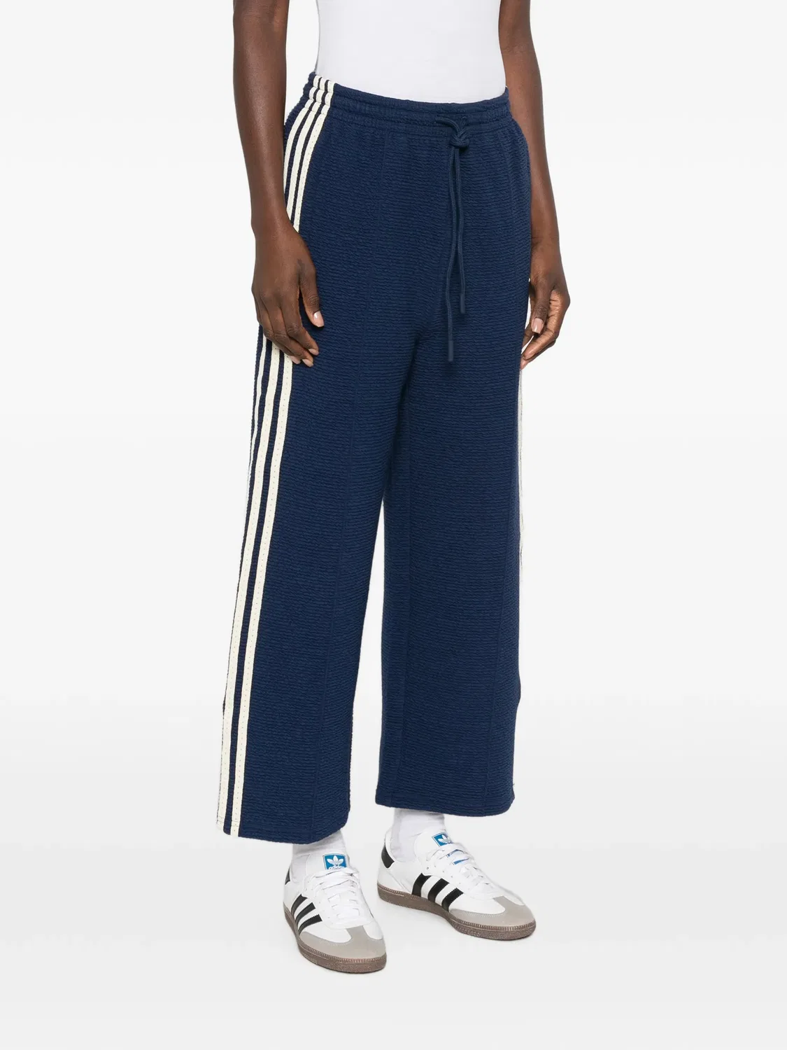 Спортивные брюки из жатой ткани с боковыми полосами Adidas, синий — фото 3