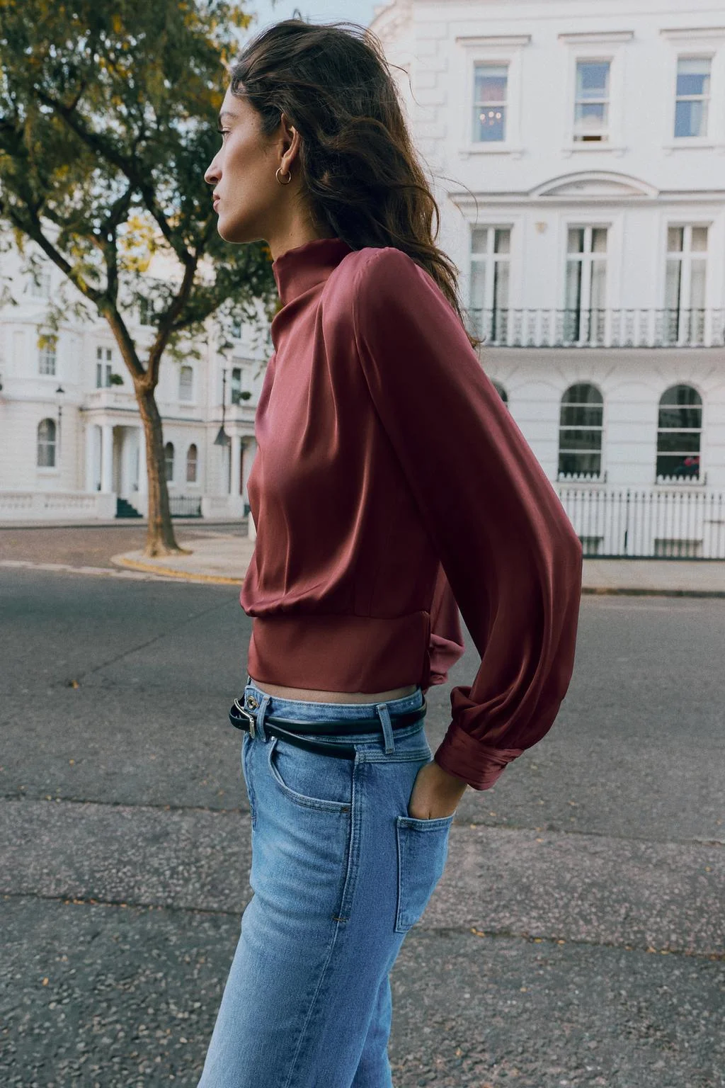 Блуза Zara атласная с плечевыми накладками, бордовый — фото 4