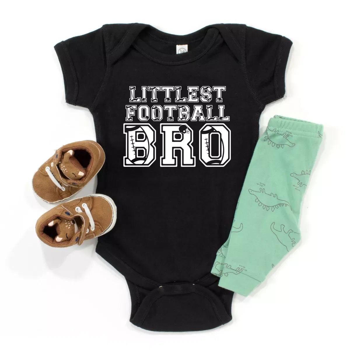 Детский боди с коротким рукавом с принтом Littlest Football Bro The Juniper Shop, Black — фото 3