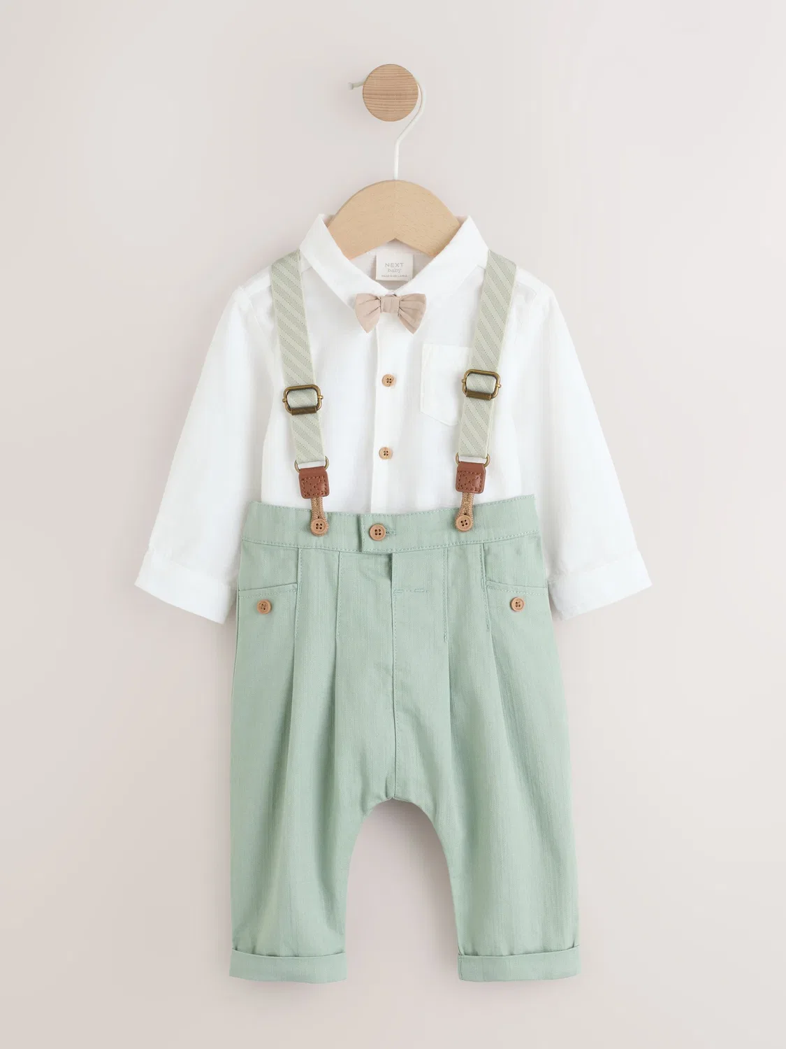 Комплект из рубашки, брюк и подтяжек Next, Sage Green