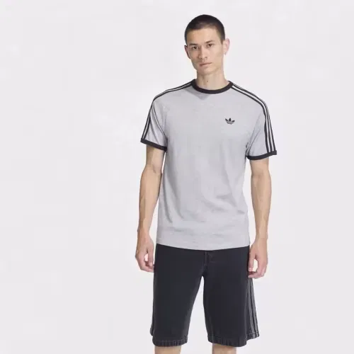 Мужская футболка с полосами на рукавах 3-Stripes T-Shirt Adidas Originals, серый меланж — фото 2