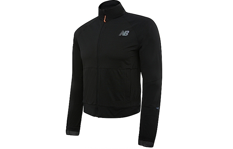 

Мужская куртка New Balance, цвет Black