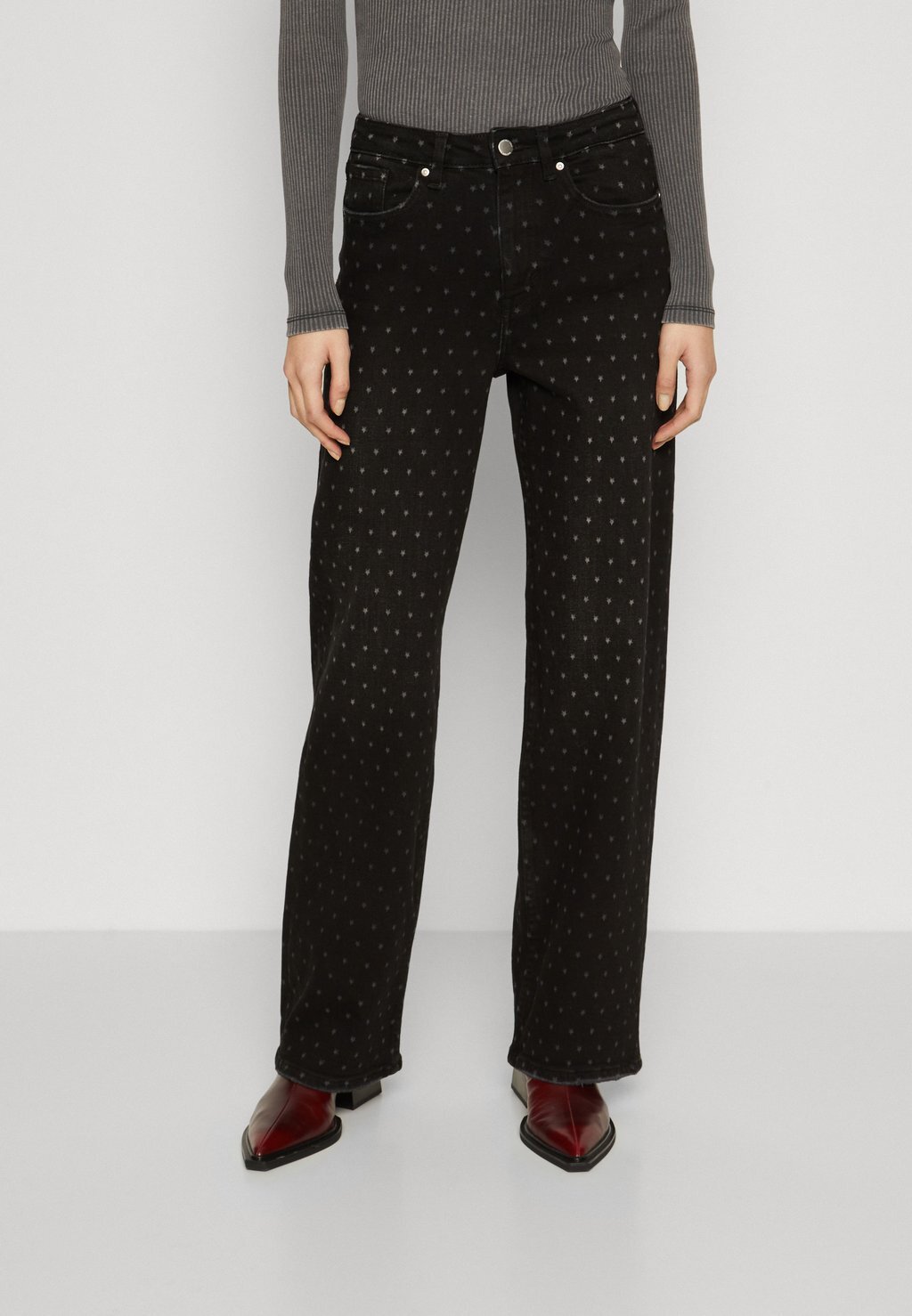 

Мешковатые джинсы Onljuicy Star Wide ONLY, цвет washed black
