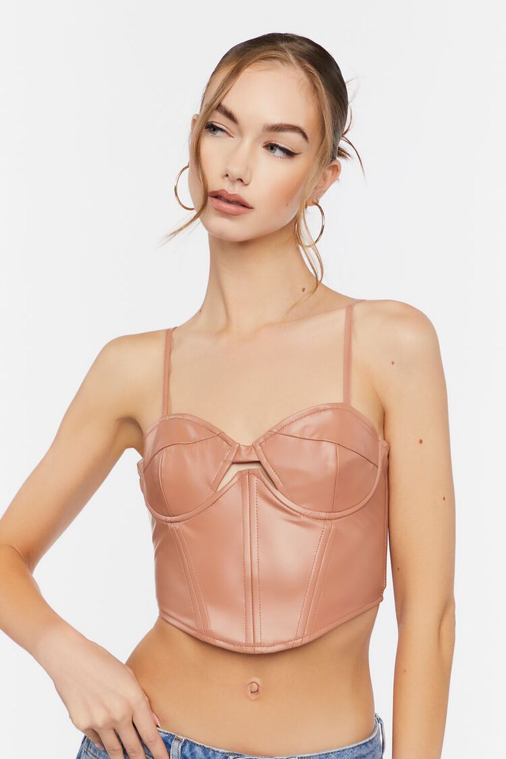 

Топ-бюстье из искусственной кожи с вырезом Forever 21
