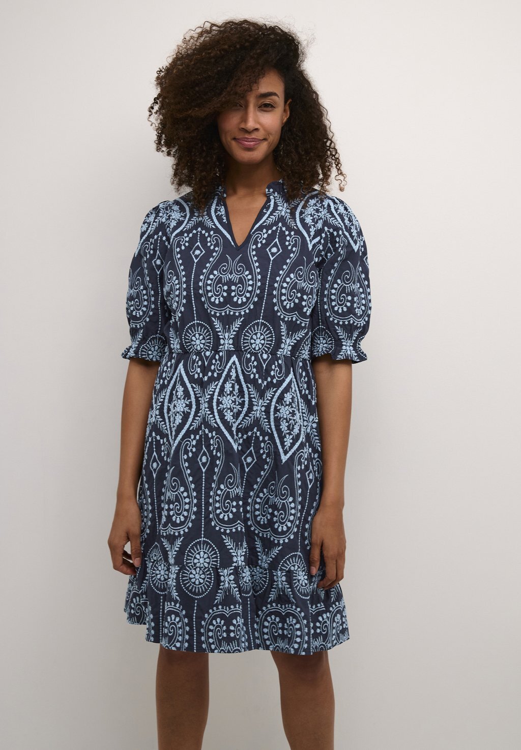 

Летнее платье Lainey Cream, цвет navy w broderie anglaise