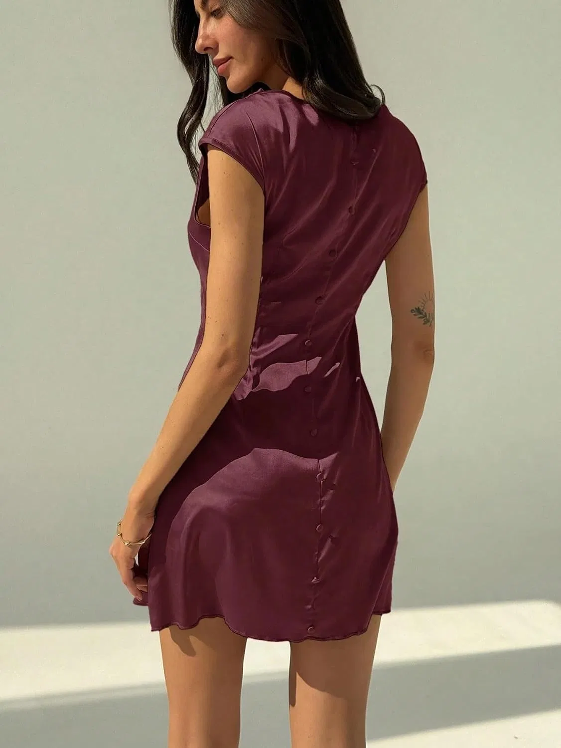 Женское мини-платье без спины A-line Satin, Maroon — фото 2