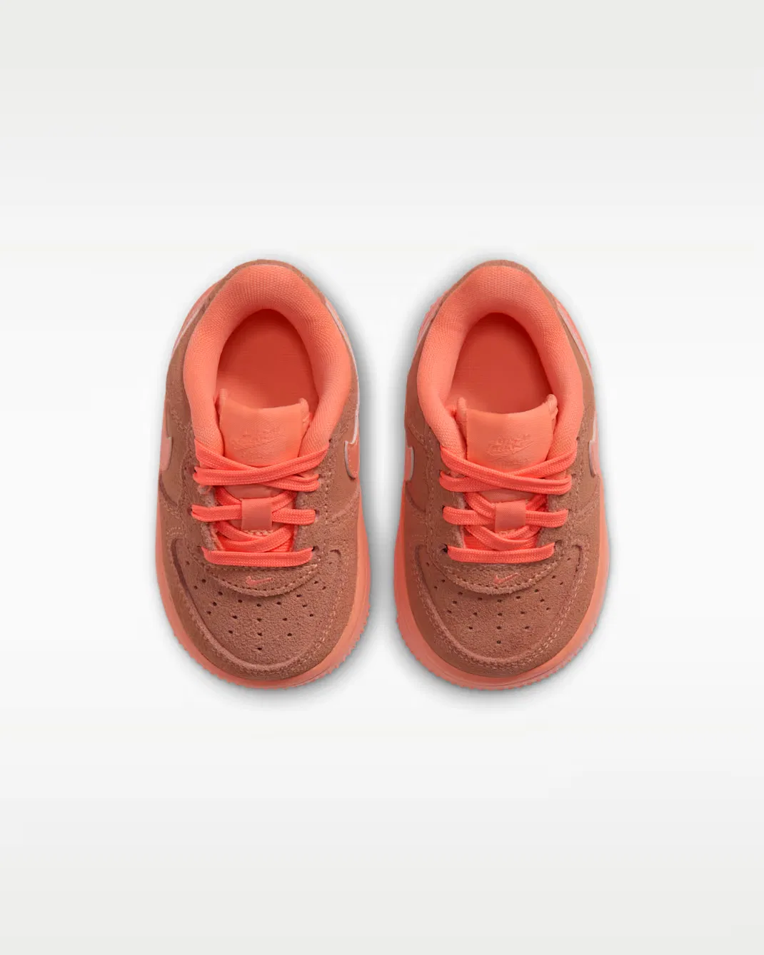 Детская/подростковая обувь Nike Force 1 Low Suede, Orange Pulse/Orange Pulse/Orange Pulse — фото 4