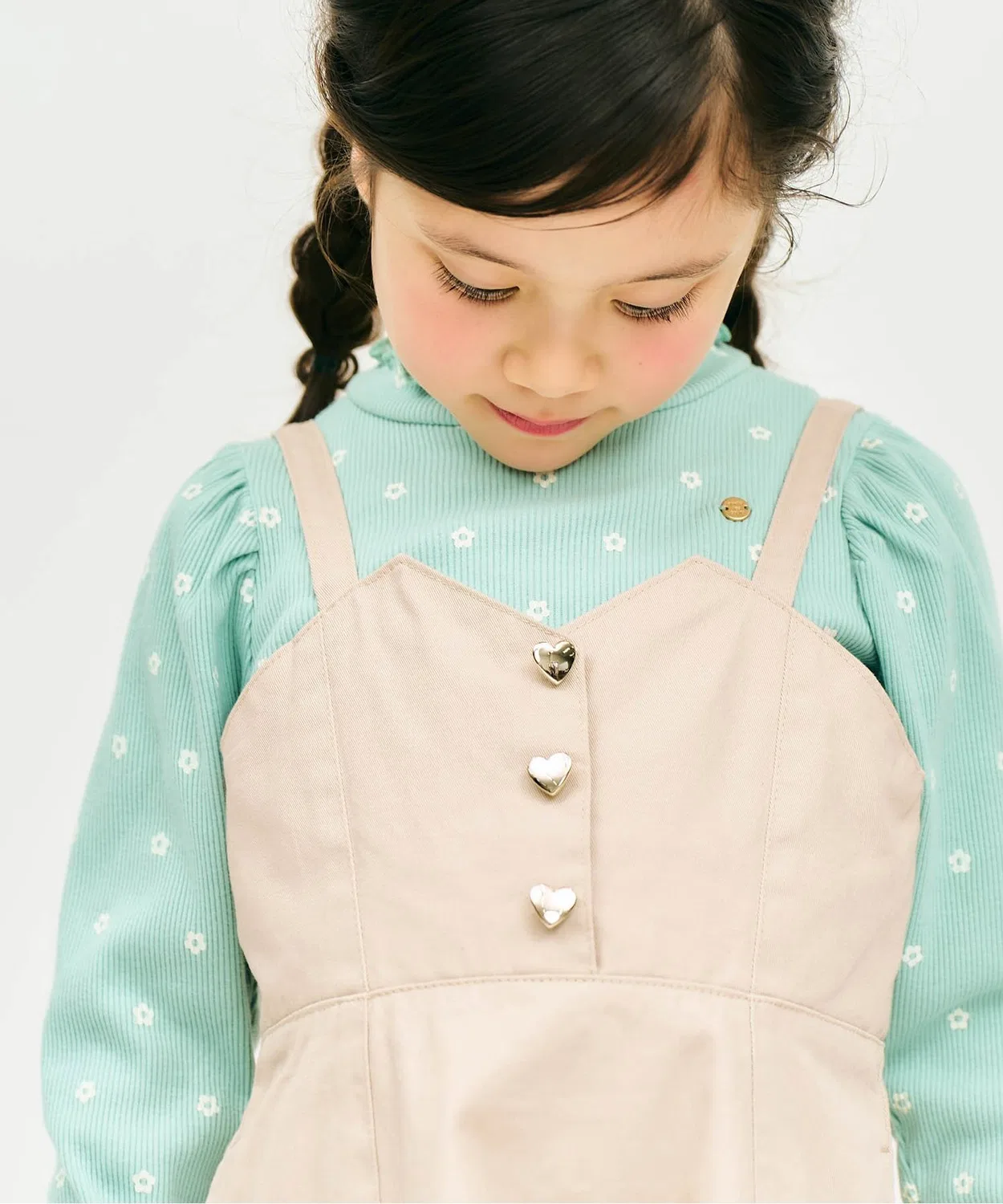 Apres les cours Детский сарафан с принтом Heart Button Back Ribbon Jumpska, Indigo Blue — фото 4