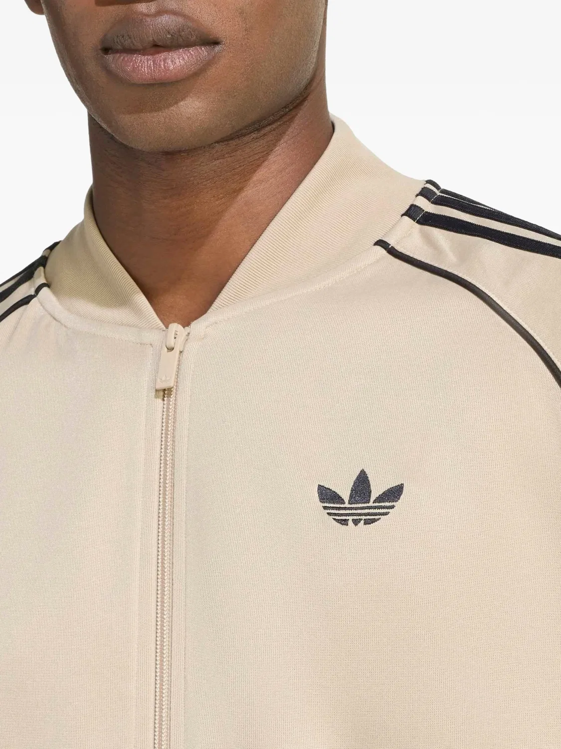 Adidas Трек-куртка SST Adicolor - нейтральные тона — фото 4