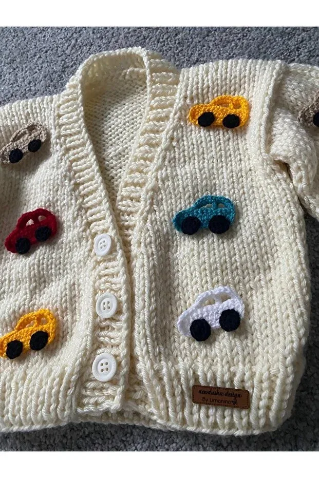 Детский кардиган для мальчиков с принтом Hand knitted boy's cardigan with car detail Nevalin, Ecru — фото 3