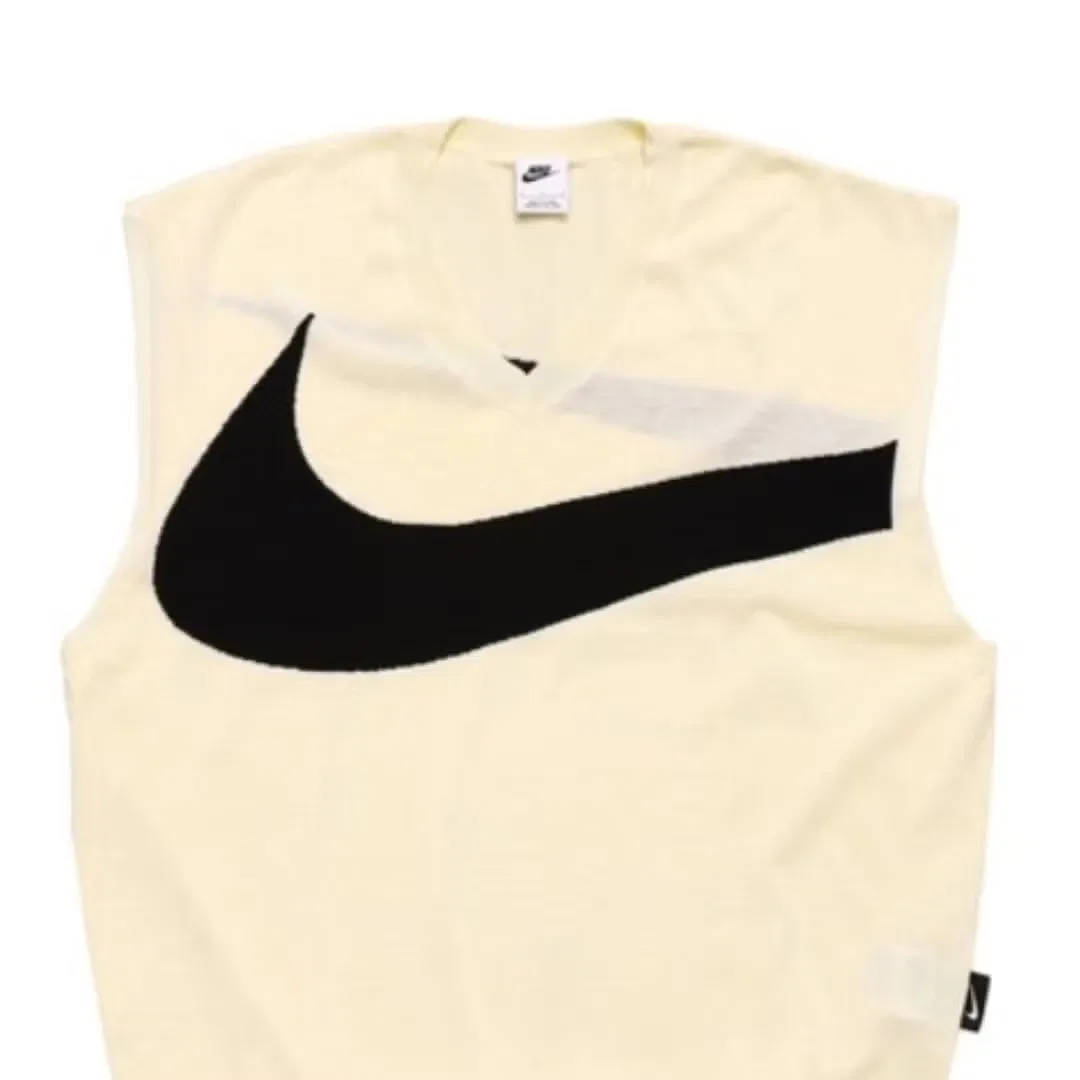 Жилет без рукавов Swoosh Nike, белый