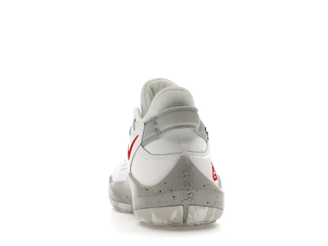 Детские кроссовки для баскетбола Nike Zoom Freak 2 White Cement, White White University Red Grey Fog — фото 4