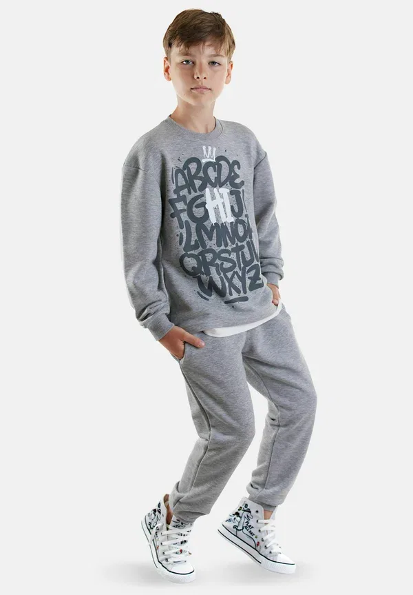 Детский спортивный костюм Denokids, серый