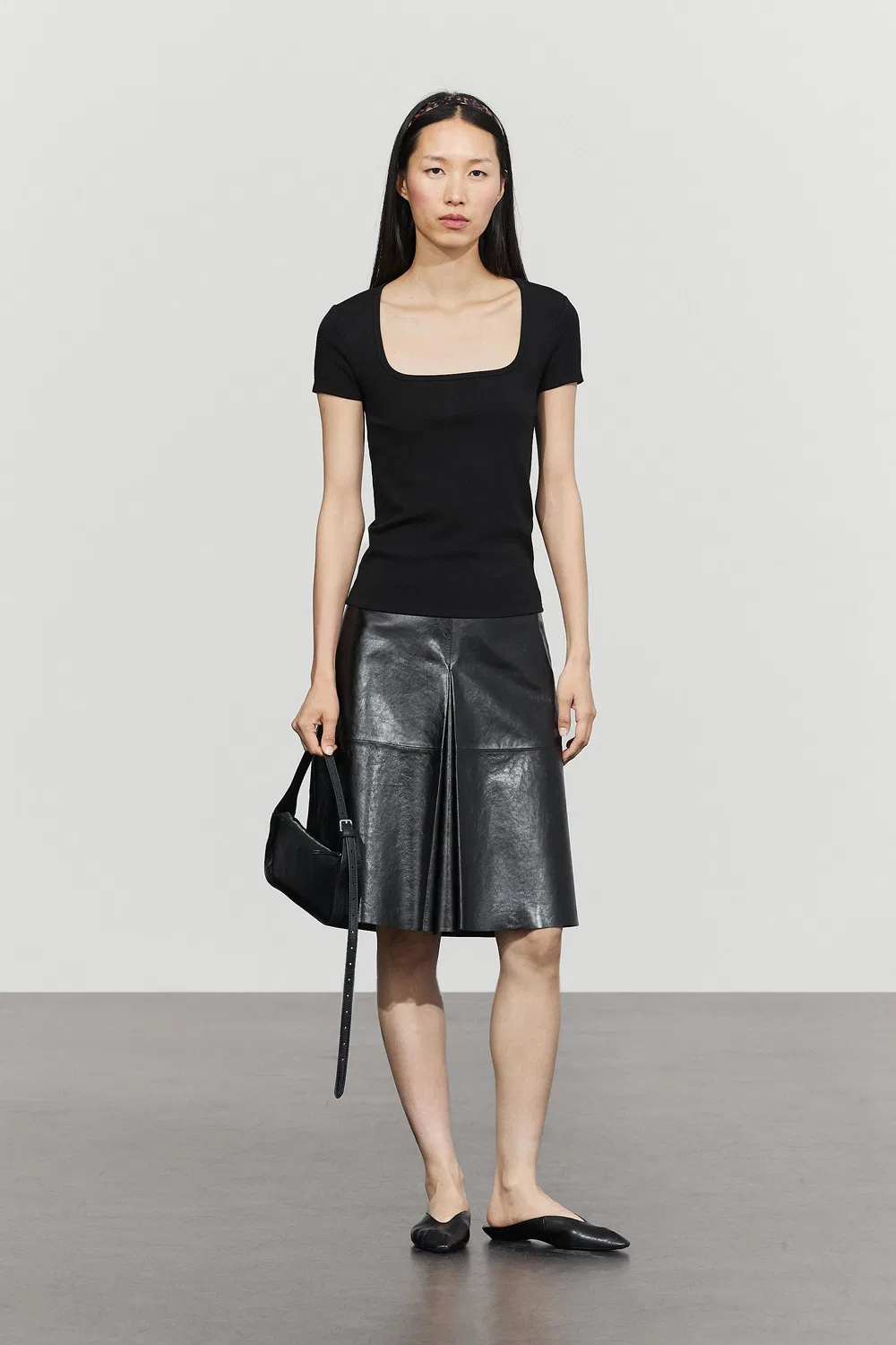 Футболка Massimo Dutti Short Sleeve Square Neckline, черный — фото 4