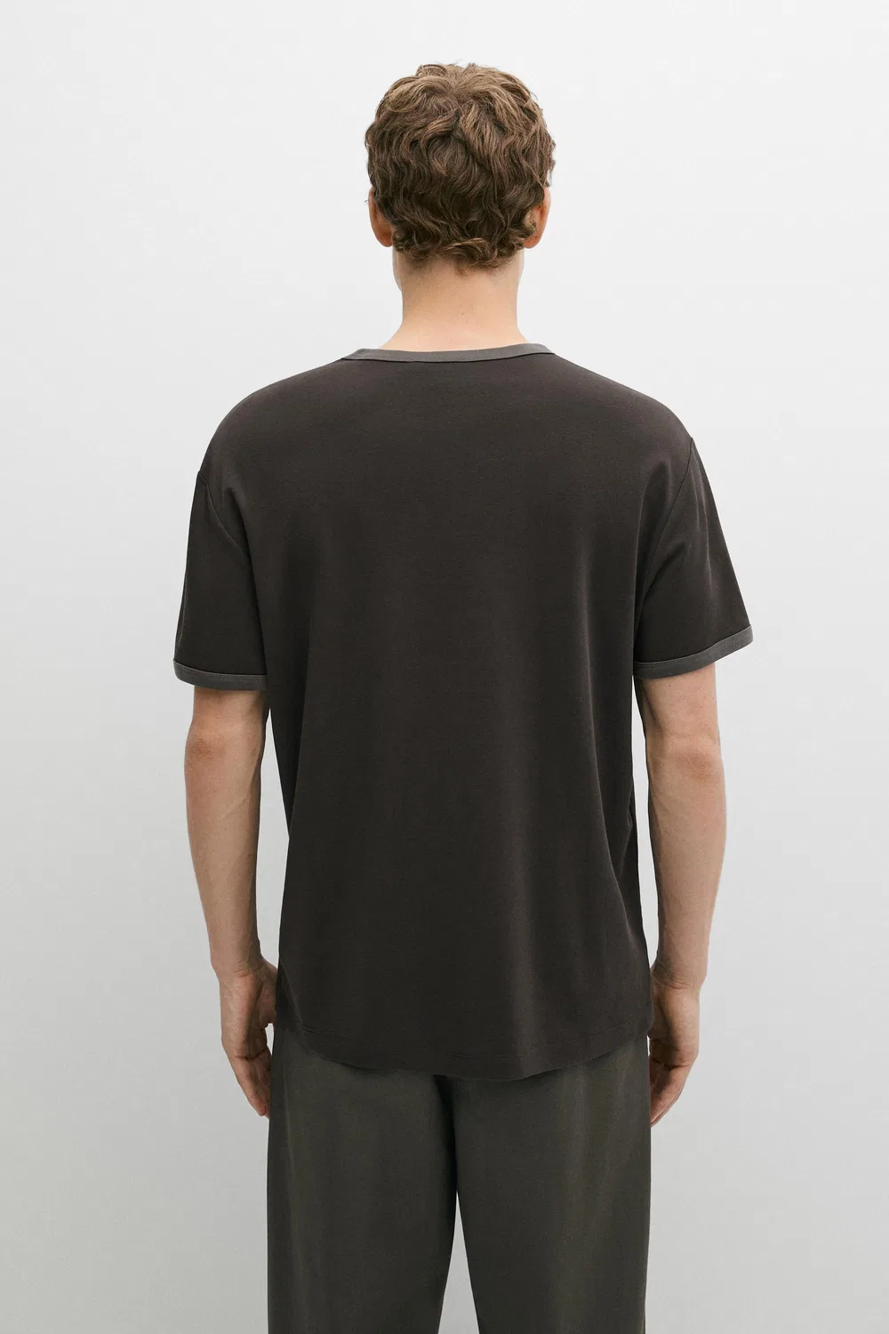 Футболка Massimo Dutti, с контрастным вырезом, Lead — фото 3