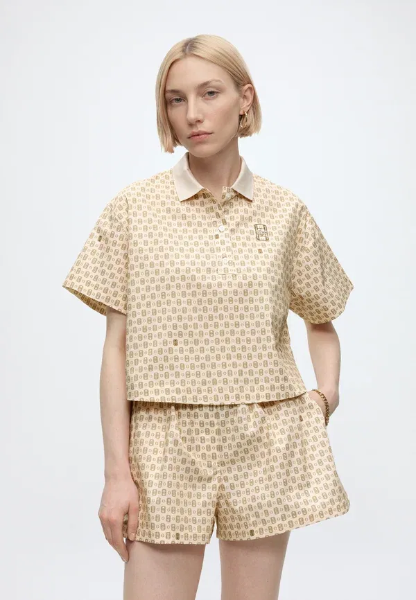 Футболка поло Lacoste, принт, однотонная — фото 4