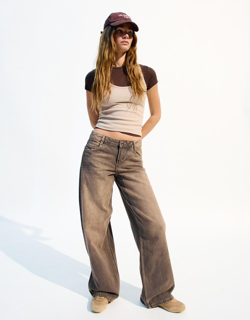

Джинсы широкие с заниженной талией Bershka, серый