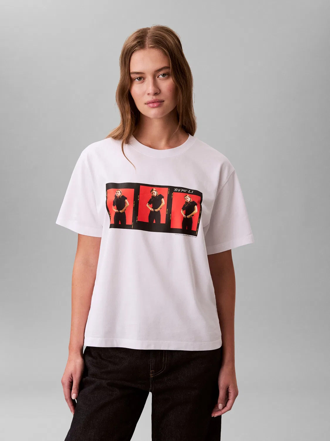 Футболка Calvin Klein OUTTAKES белого цвета — фото 4