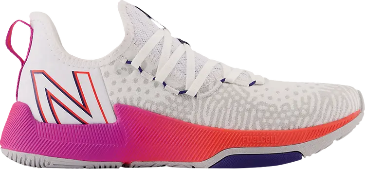 

Кроссовки New Balance Wmns FuelCell Trainer Wide 'White Magenta Pop', белый