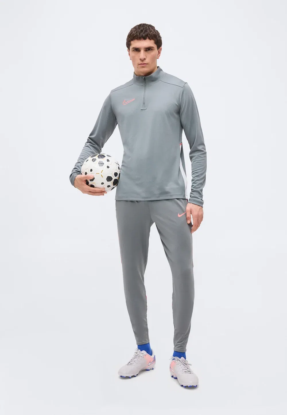 Мужские футбольные штаны - спортивные брюки Nike Performance, Smoke Grey/Black/Hot Punch — фото 2