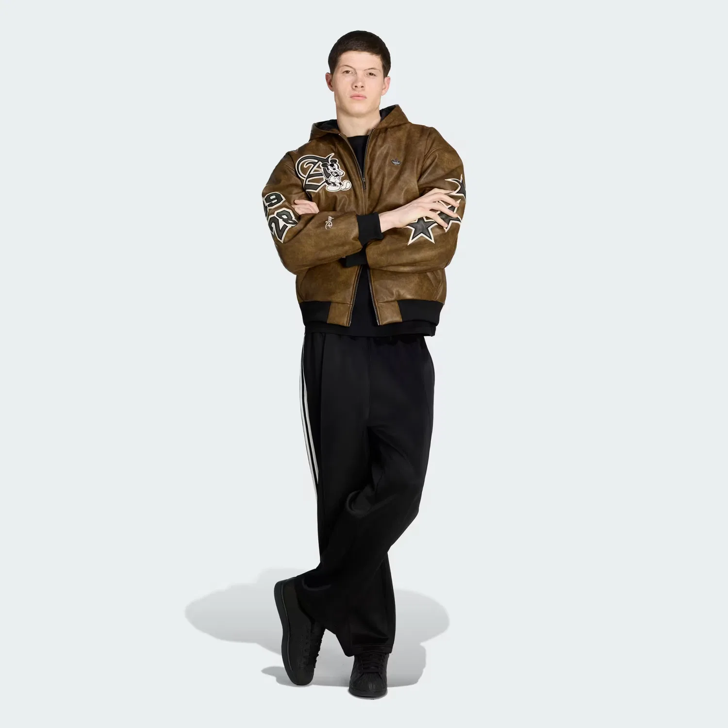 Мужская куртка свободного кроя Disney Mickey Mouse Dreams Adidas Originals, Aurora Coffee — фото 3