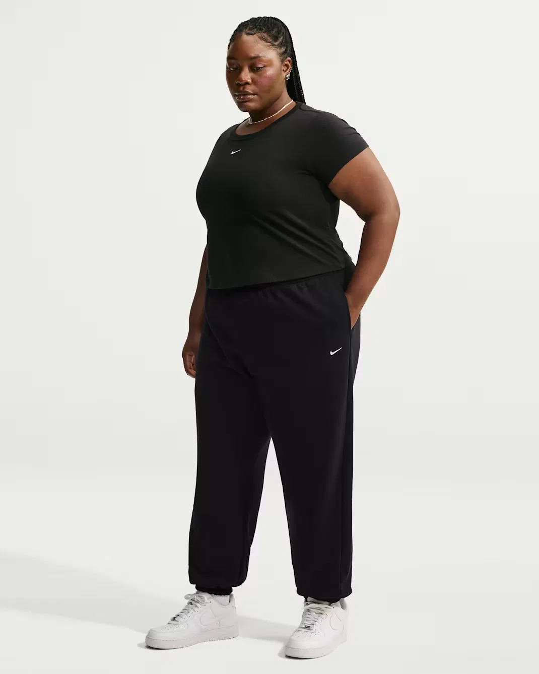Женские брюки оверсайз с высокой посадкой и манжетами Nike Studio Fleece Medium Weight, Total Black/Sail