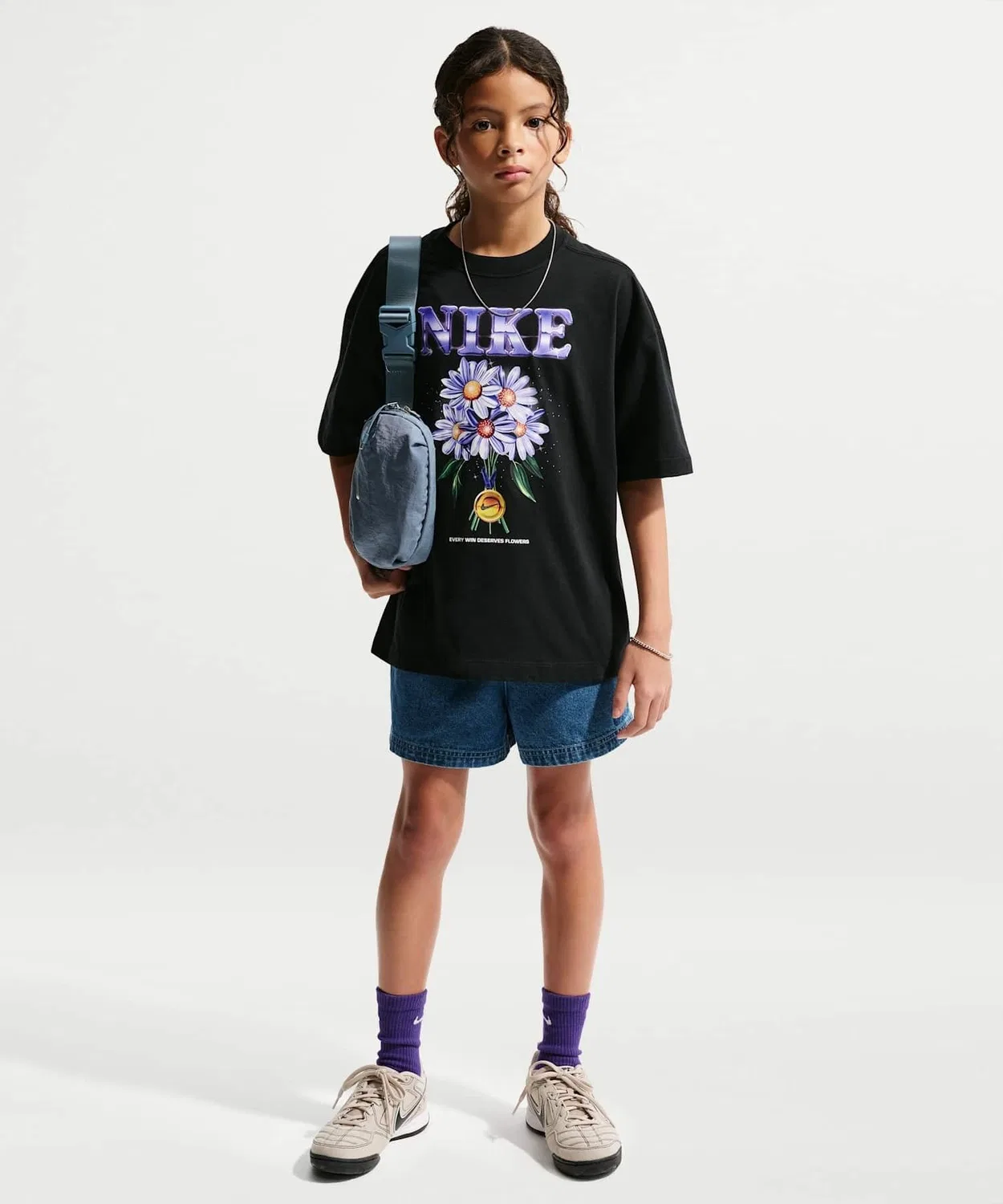 Детская футболка с принтом Oversized Nike Sportswear, Black — фото 4