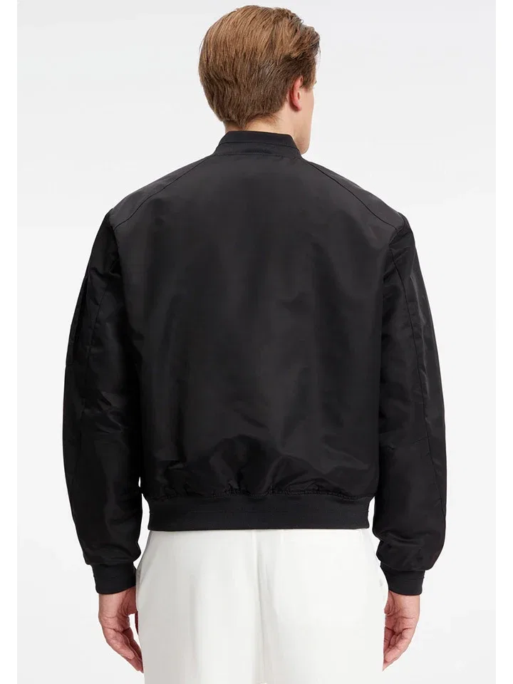 Мужская куртка-бомбер из переработанного полиамида Calvin Klein, Black — фото 2