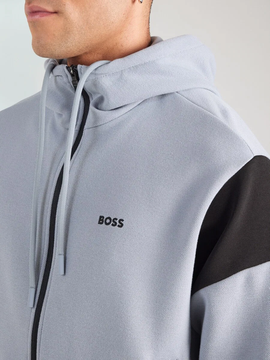 Спортивный костюм BOSS серого цвета — фото 2