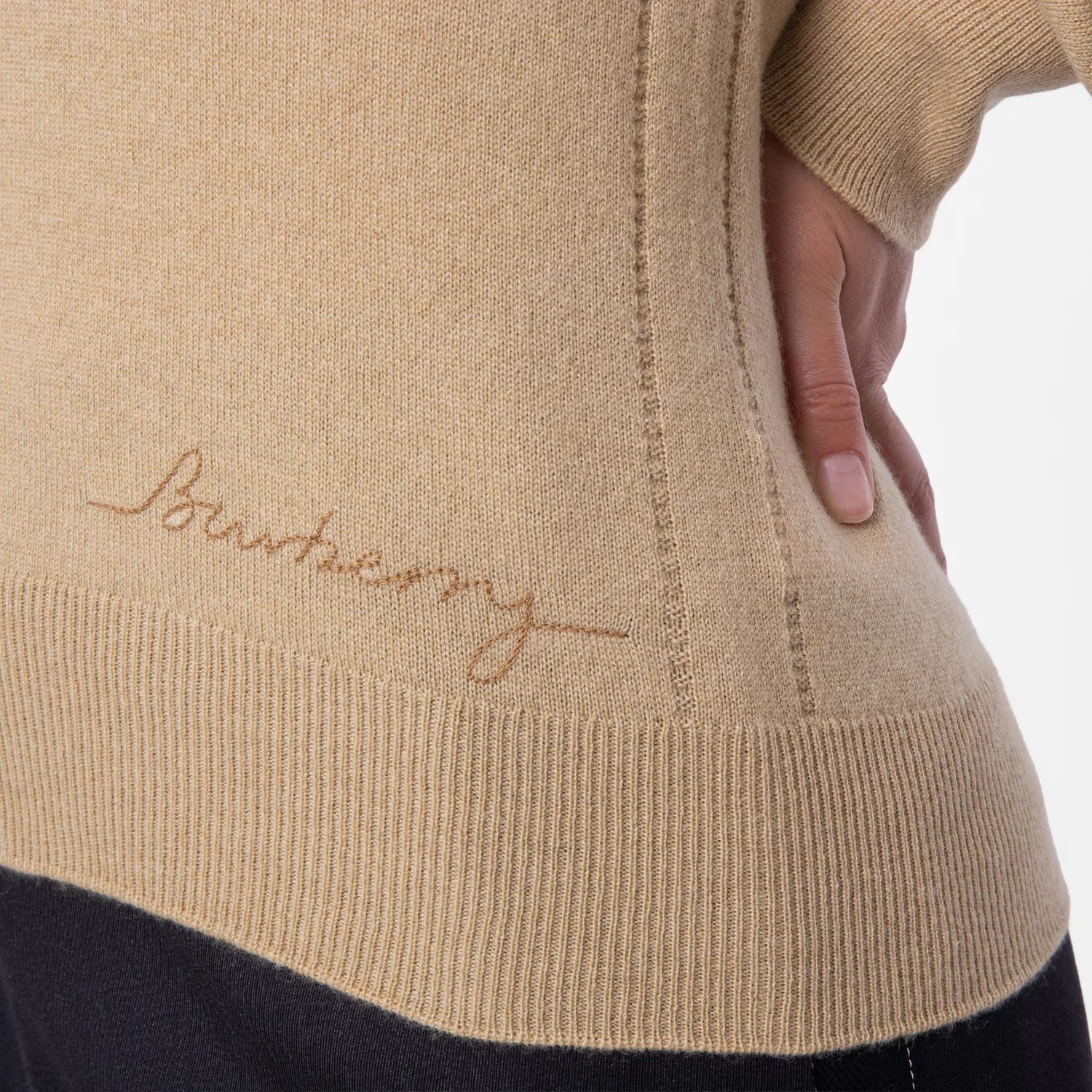 Свитер кашемировый с вышивкой Embroidered Logo Burberry, Flax — фото 2