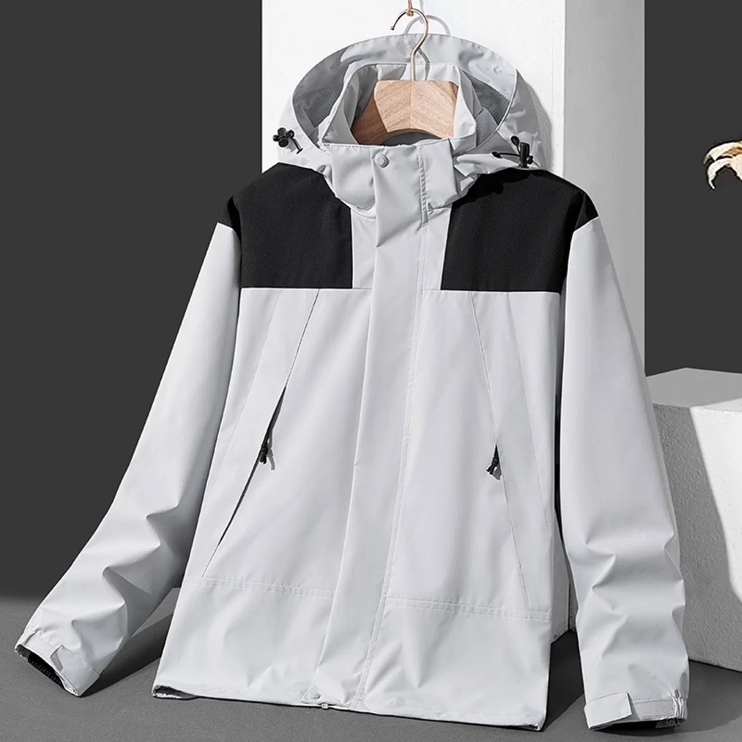 Женская непромокаемая куртка с капюшоном Waterproof Camouflage Jacket, White — фото 2