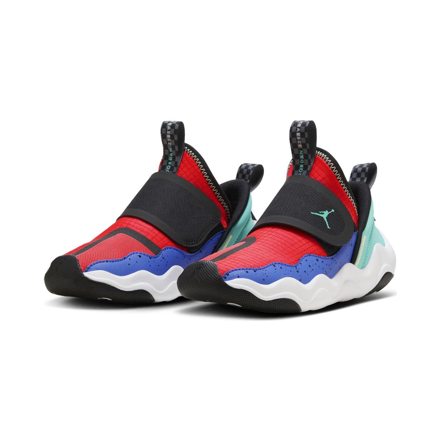 Кроссовки Jordan 23/7 Kids Lifestyle Shoes PS Low-top Black / Noble Jade Green / Enchanting Red, черный/красный — фото 4