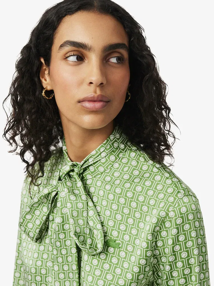 Блуза LACOSTE CF2626, атласная, длинный рукав, зеленый — фото 2